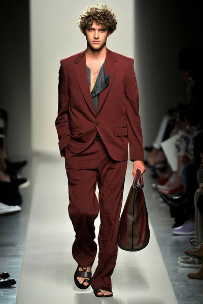 Look 33